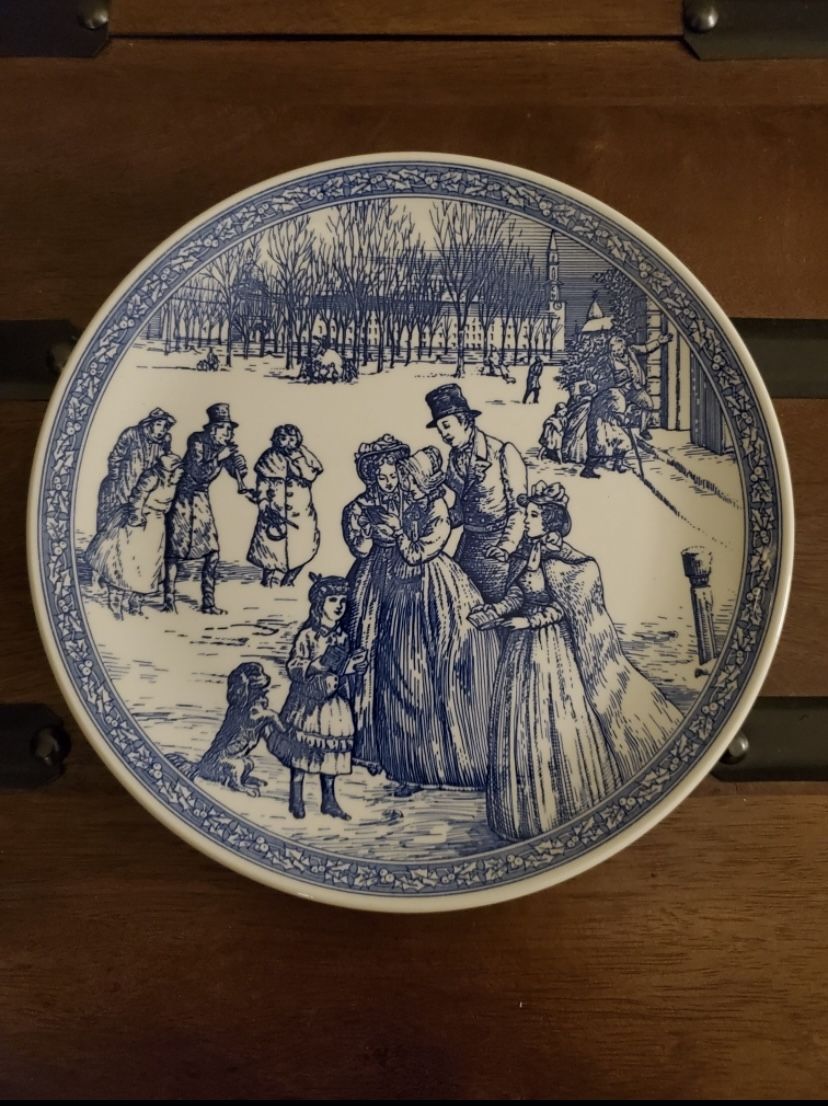 The Spode Blue Room Collection Christmas Plate Number 5