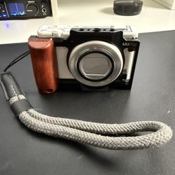 SONY ZV1 W/FLASH WHITE 