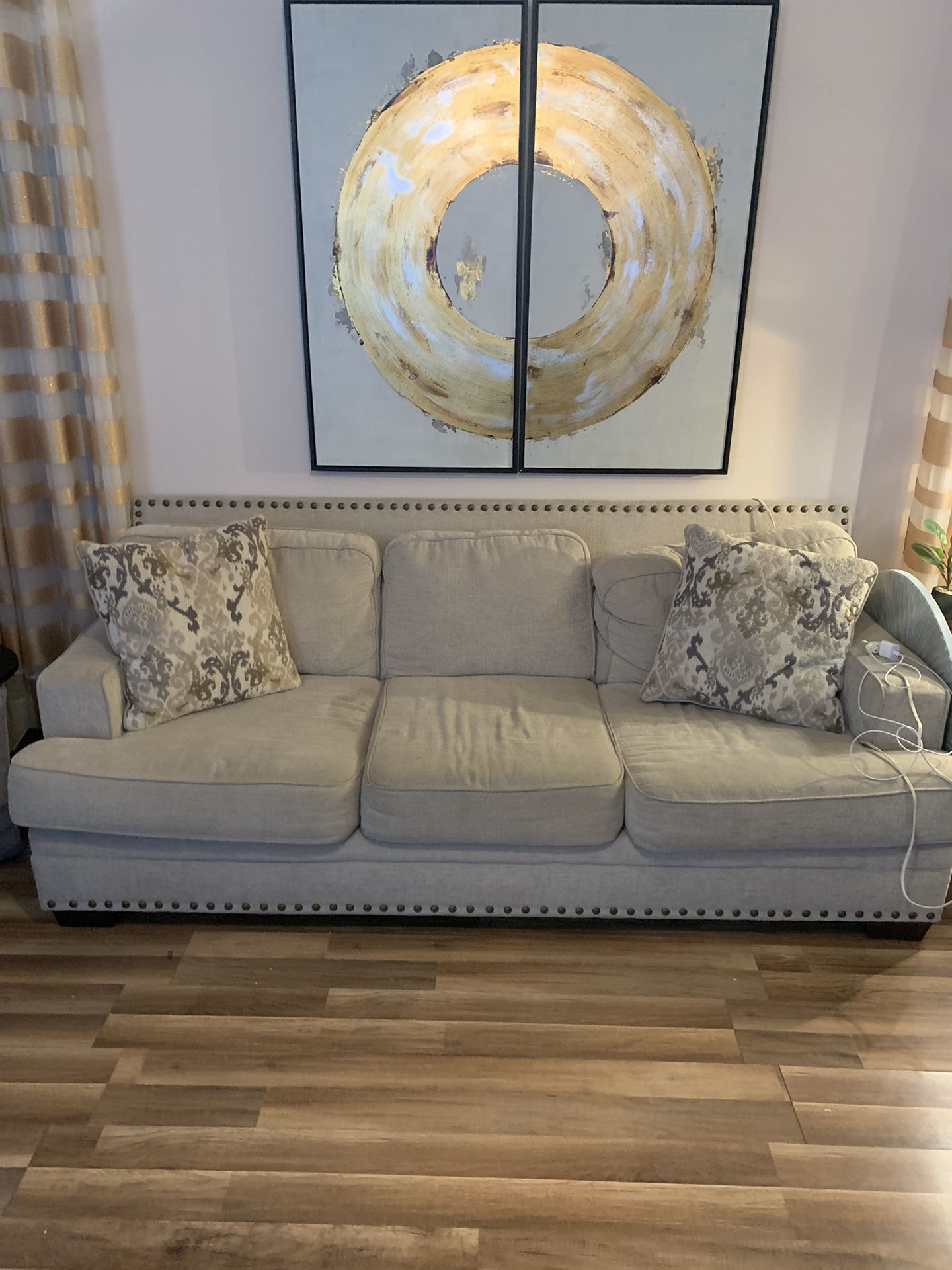 Free Sofa