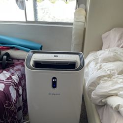AC With Wifi & Heat option