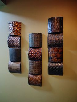 Used like new. Set of 3 . Very nice. See photos. CASH only and PICKUP