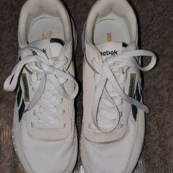 Reebok Suede Women Classic Legacy