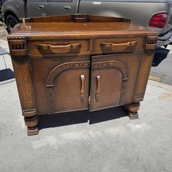Antique Buffet With Mirror 