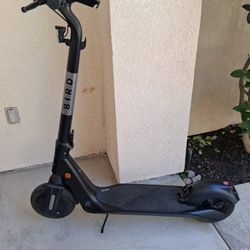 BIRD Electric scooter Practically BRAND NEW