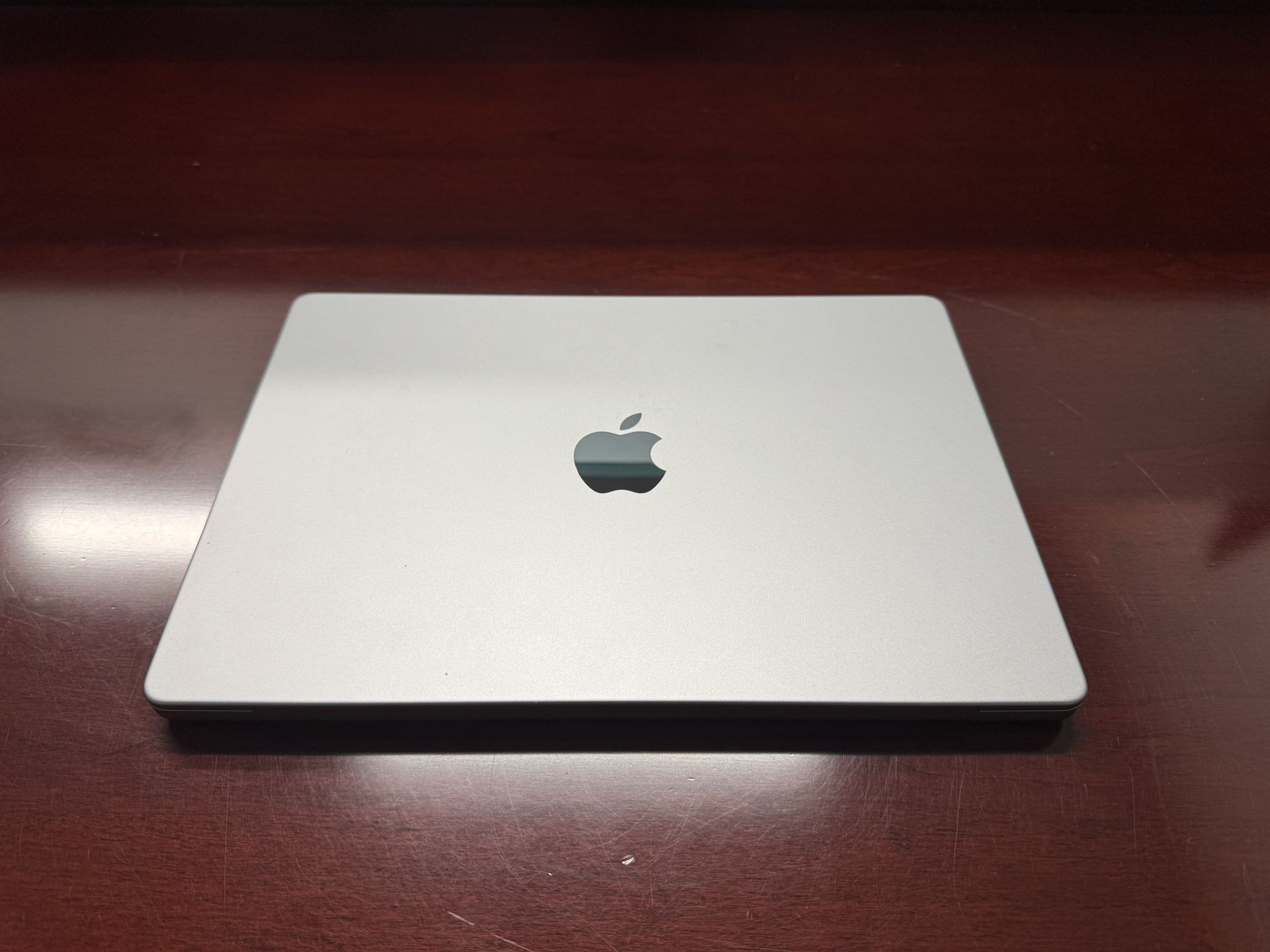 Apple MacBook Pro 2021 (A2442) 14” M1 Max Processor 2TB SSD