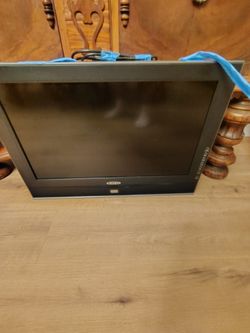 TV With Remote Control Works