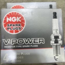 spark plugs   x8