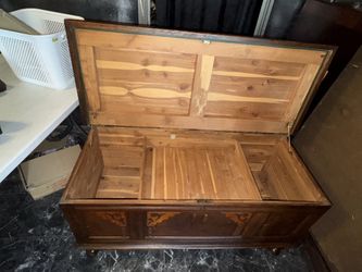 Cedar Chest In Great Condition