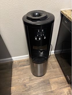 Working Water Dispenser