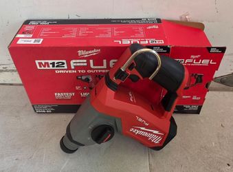 Milwaukee rotary hammer