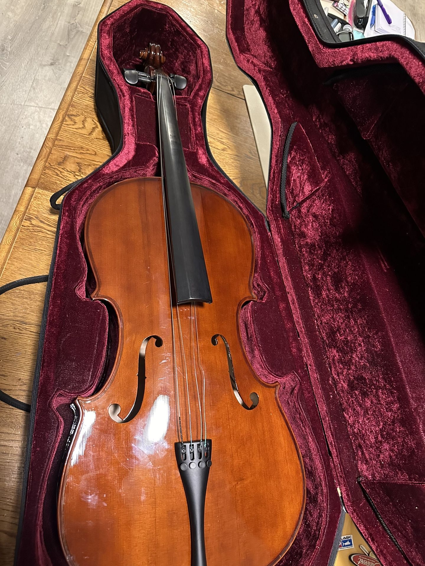 Cello. Cecilio CCO 200