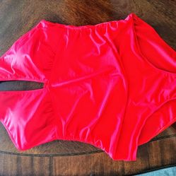 NEW BEAUTIFUL ♥️ RED BATHING SUIT SIZE 2XL. SEE PHOTOS. CASH, PICKUP ONLY