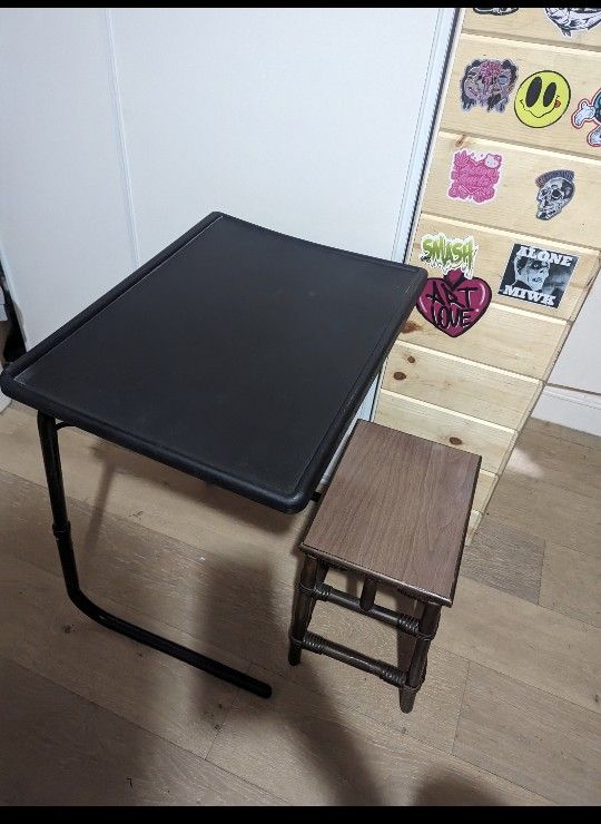 Personal Desk And Stool