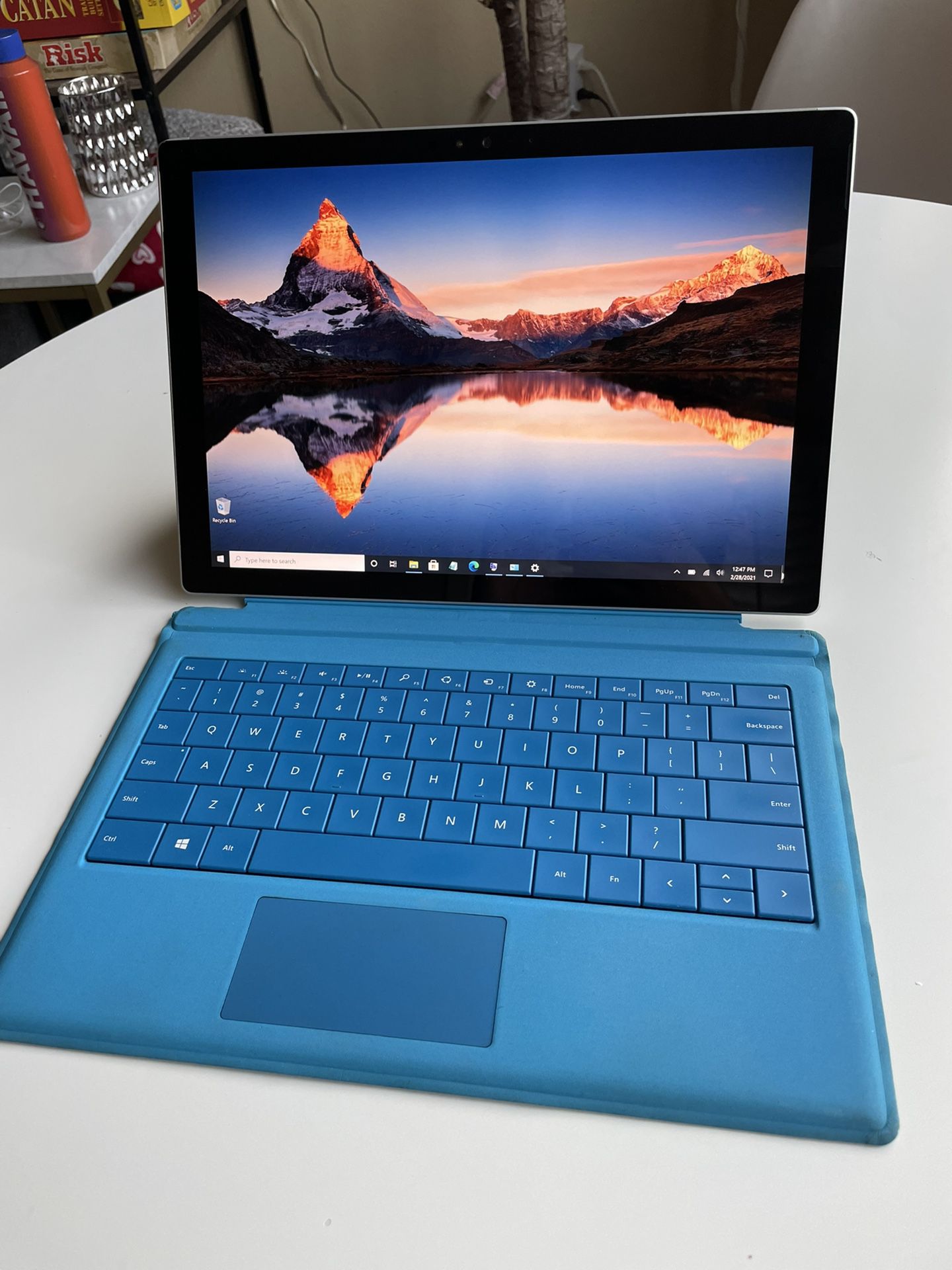 Surface Pro 4 Tablet w/ Keyboard