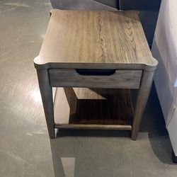 End table