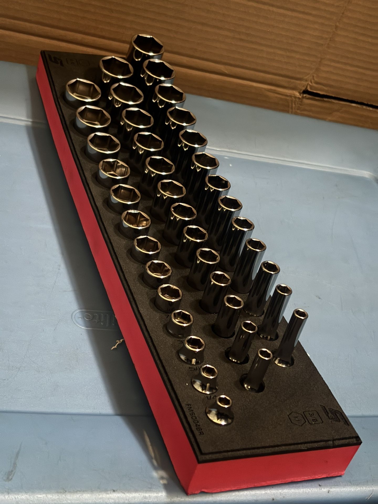 Snap-on Tools 39 pc 3/8" Drive 6-Point SAE Flank Drive® Combination Socket Set with PRO-FI™ Organization (1/4-1"') (Red)