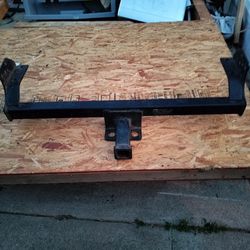Mounting Vehicle Tow Hitch 