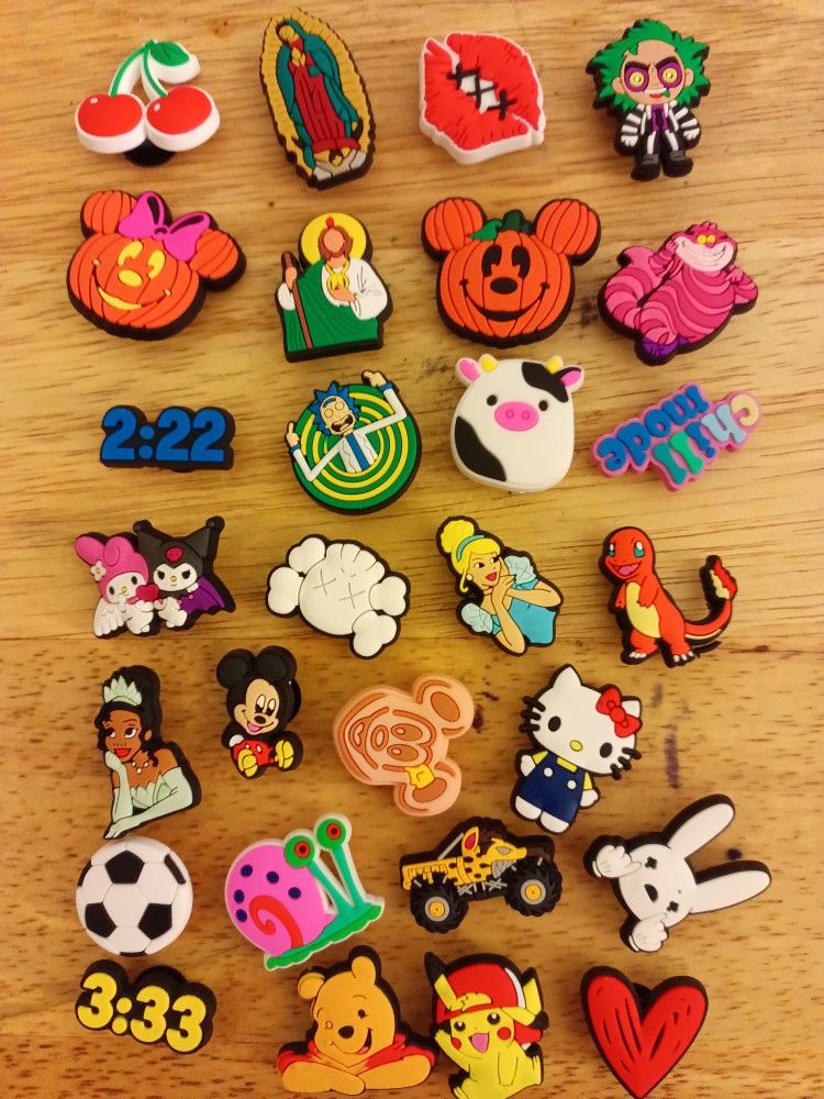 Crocs Charms 