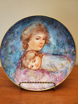 Edna Hibel Plates