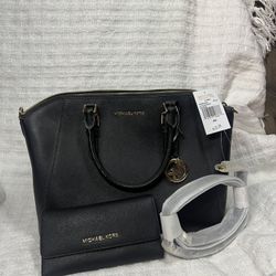Michael  Kors Purce With Matching wallet 