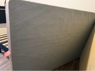 Full size box spring mattress
