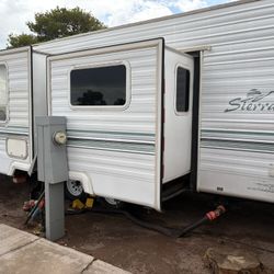 2000 Forrest River Travel Trailer