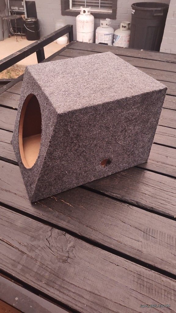 12" Speaker Box