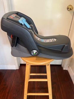 UPPAbaby Mesa Carseat Base