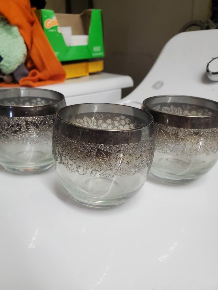 3 Cups With Silver Christmas Design On Edge