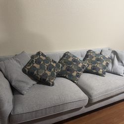 FREE 2 Seater Couch