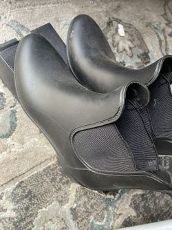 Botas Para El Agua . Size 9