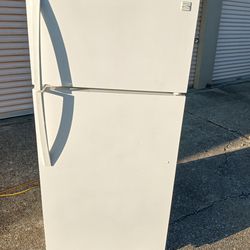 Whirlpool Refrigerator 