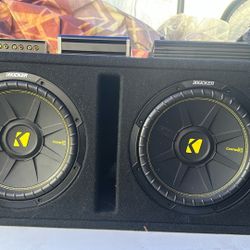 Kicker Comp C speakers