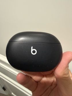 Beats Studio Buds