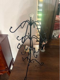 Jewelry holder