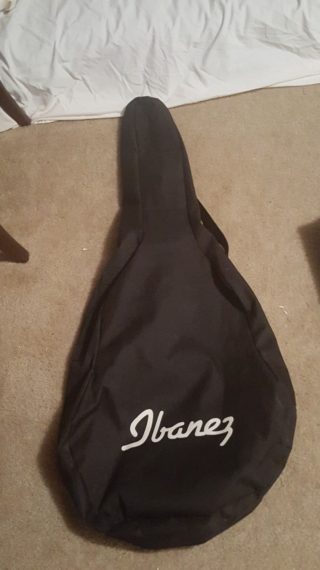 Ibanez guitar gig bag for electric or smaller acoustic guitars