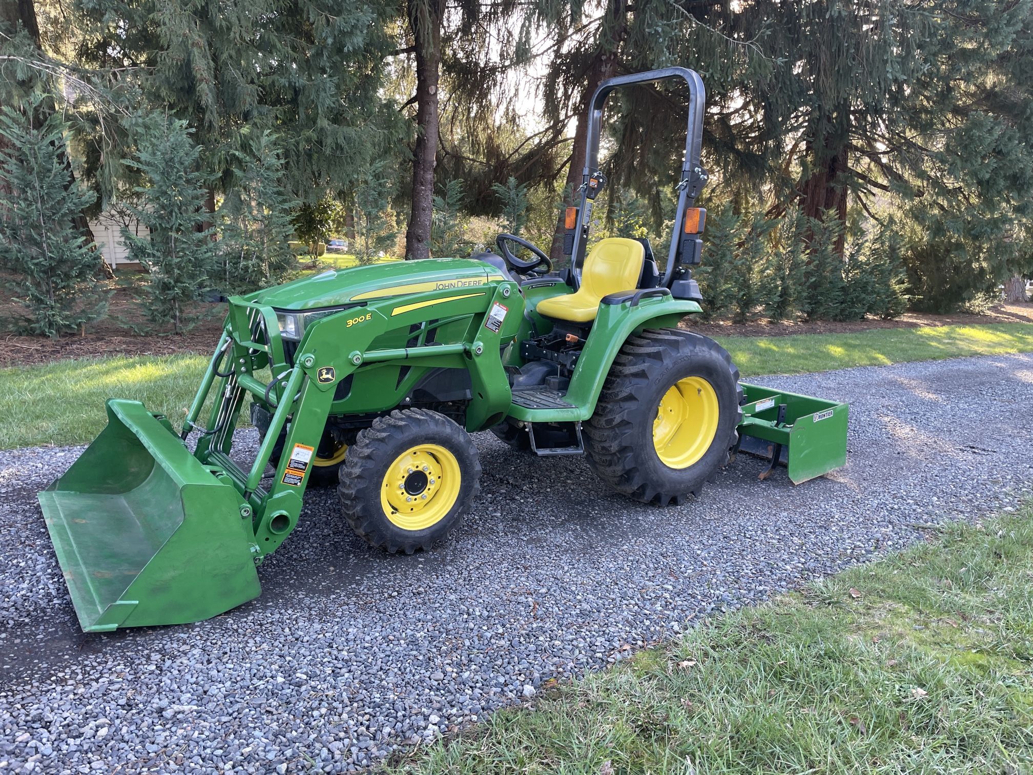 2020 John Deere 3025E Tractor, Loader, Box Scraper for Sale in Boring, OR OfferUp