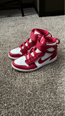 Air Jordan 1 High FlyEase 'Cardinal Red'