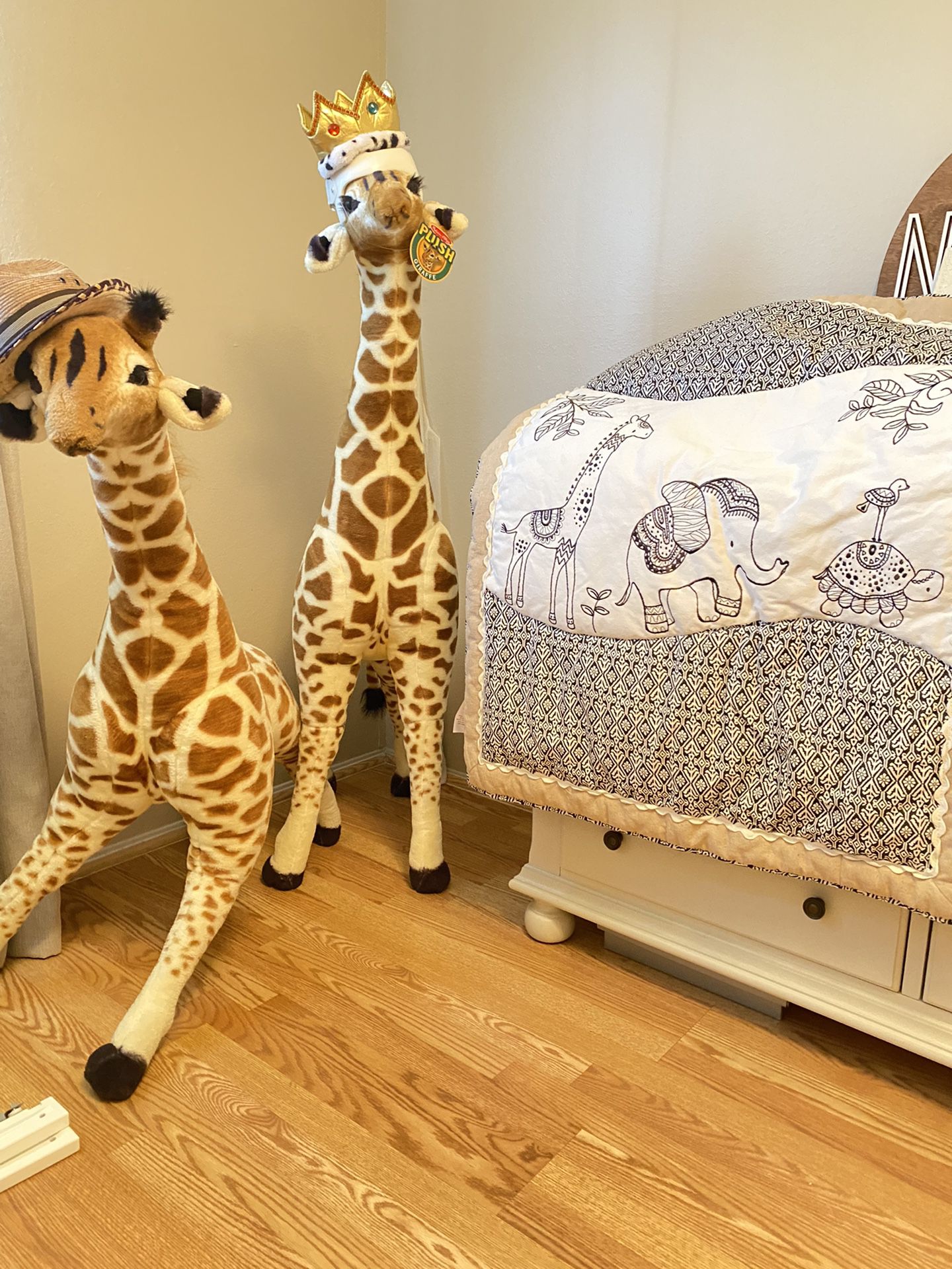 Baby Nursery - Giraffes
