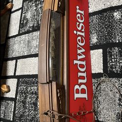 Vintage Budweiser Sign/light