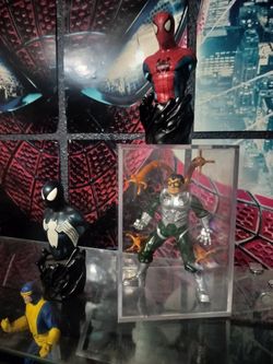 Spider Man 5" MINI Bust Sold As a Lot