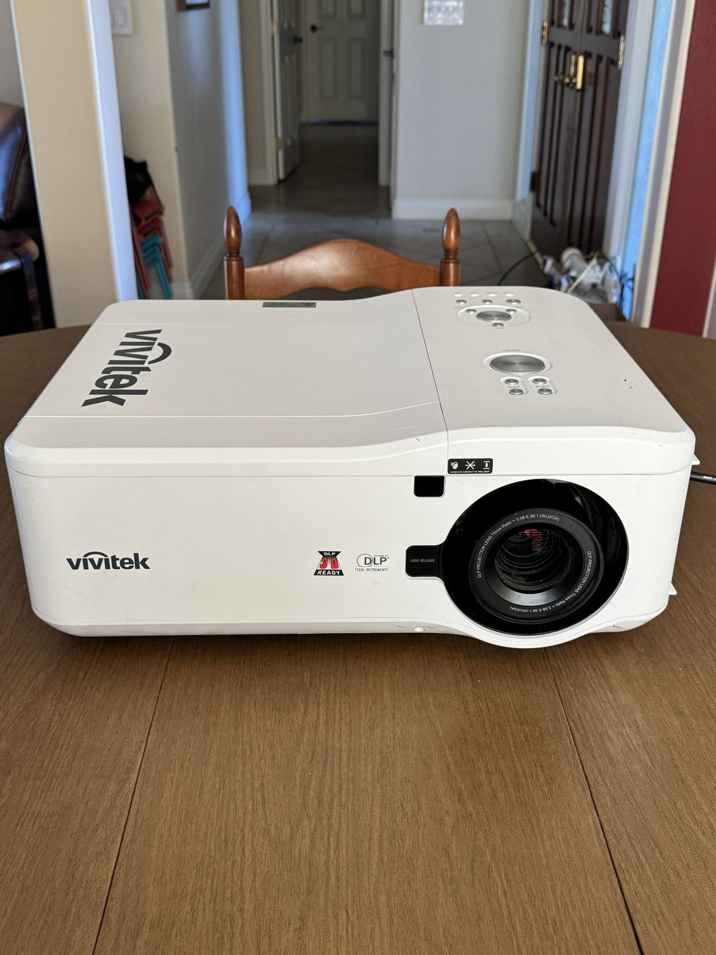 VIVITEK DH6675 DLP Projector 98% Life Left On Both Lamps And Filter! Pro Tested!