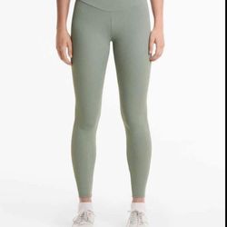 Women’s OYSHO leggings