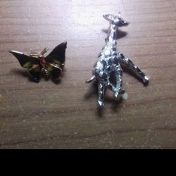vintage butterfly brooch & vintage giraffe brooch