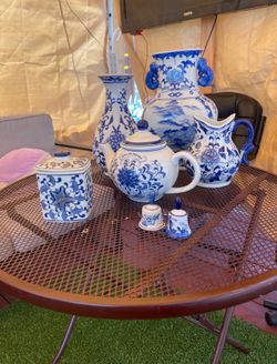 Talavera pottery