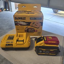 🔥Deal $200🔥Dewalt 60V MAX FLEXVOLT Lithium-Ion 9.0Ah Battery and fast Charger