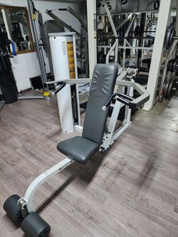 Máquina Para Hombros Y Pectorales