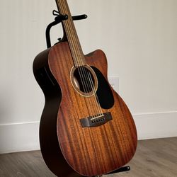 Mitchell Auditorium-Size Acoustic/Electric Guitar