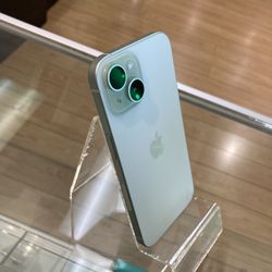 Apple iPhone 15 128Gb Green Factory Unlocked/ Liberado De Compania