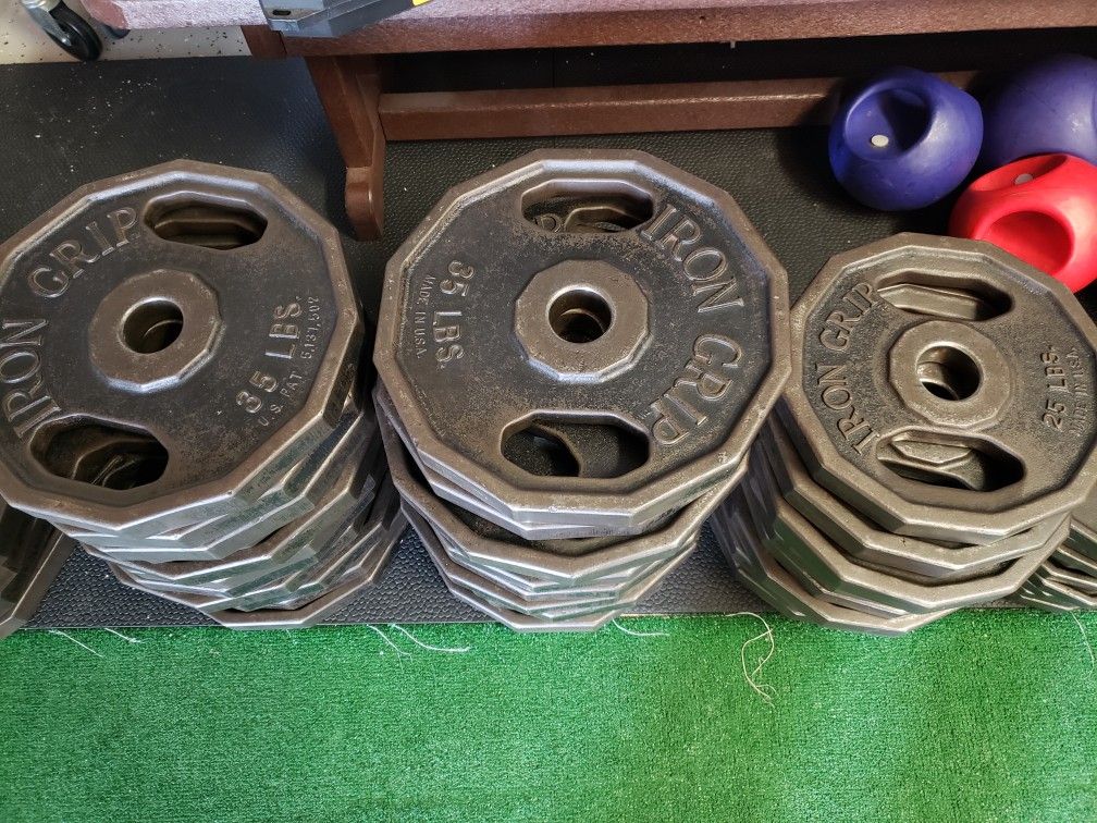 AMERICAN MADE CAST IRON OLYMPIC WEIGHT PLATES IRON GRIP 2 PER POUND